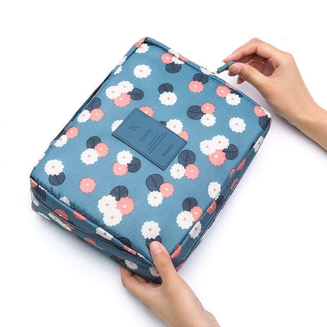 Outdoor Girl Makeup Bag Women Cosmetic Bag Women Toiletries Organizer Waterproof Female Storage Make up Cases