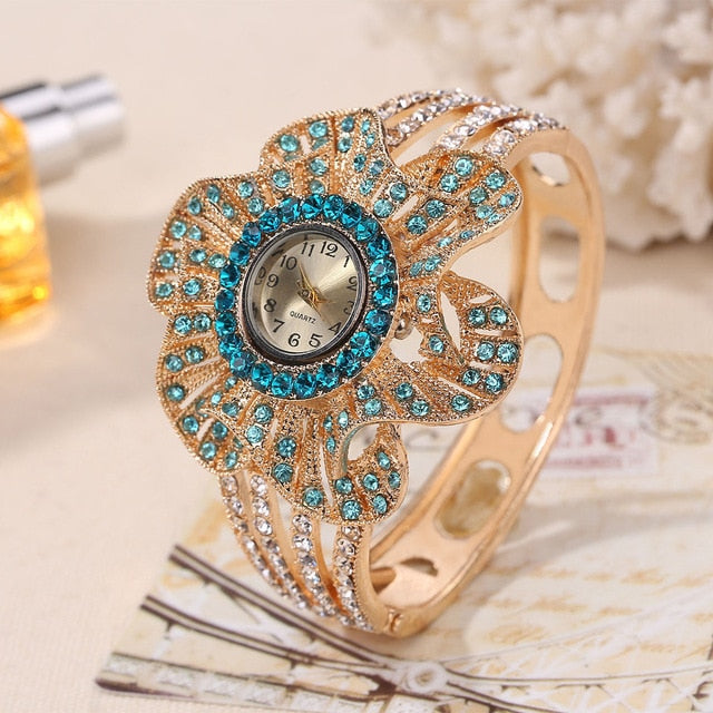 Wrist Watch Women Flower Shape Jewelry Bracelet Watches Crystal Ladies Quartz Clock