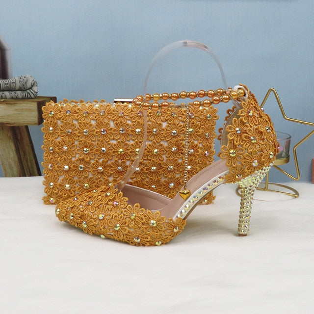 White Lace Flower wedding shoes with matching bags High heels Pointed Toe Ankle Strap Ladies Party shoe and bag set Pearl Shoe