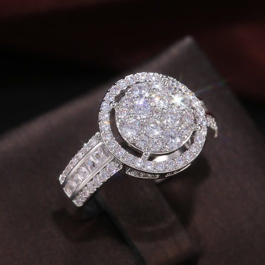 Huitan Round Watch Shape Women Ring Wedding Party Anniversary Ring Prong Setting CZ Stones Delicate Female Jewelry New Design