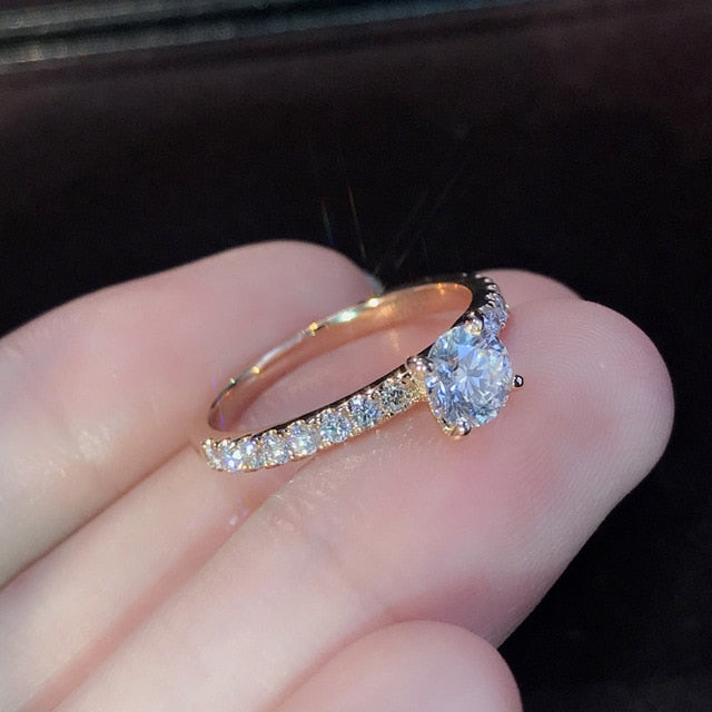 2020 Modern Fashion Women Ring Trend White AAA Crystal Zircon Engagement Design Rings for Women Wedding Jewelry Gift