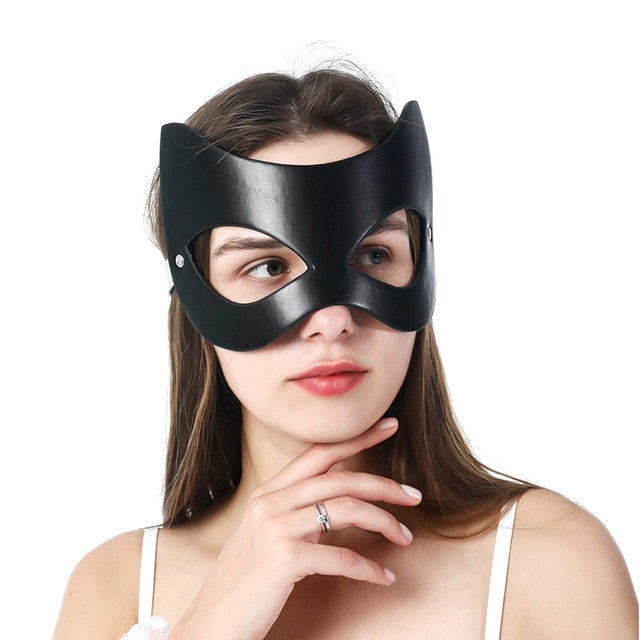 CEA Goth Leather Mask BDSM Cat Mask Leather Fetish Mature Women Rave Carnival Cat Woman Face Cosplay Cat Fun Erotic Chain Mask