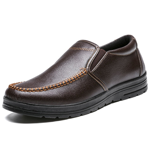 Men Loafers Light Leather Casual Shoes 2020 Autumn Male Outdoor Walking Shoes Comfortable Mens Sneakers Soft Loafers Men's Shoes