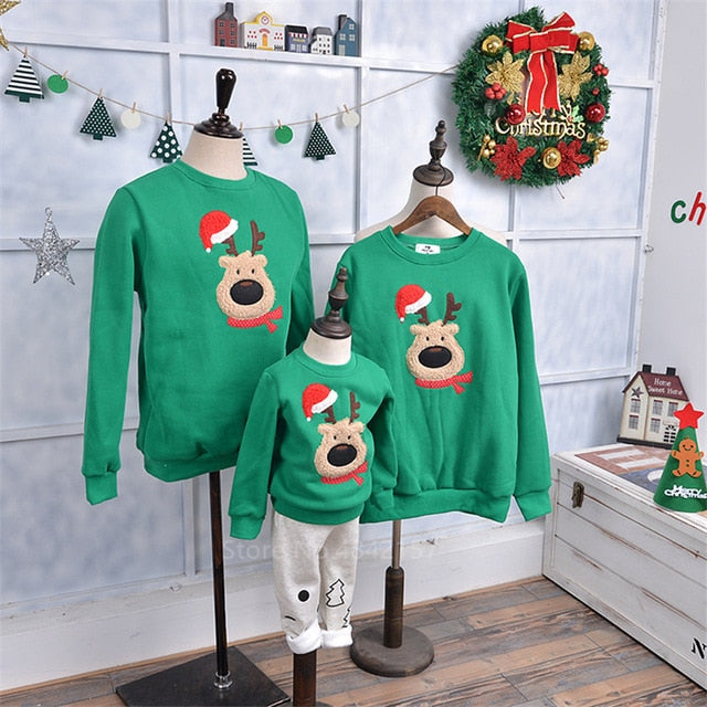 2020 Family Outfit Matching Christmas sweaters New Year Mom and Daughter Mother Daddy Baby Girl Boy Family Look Xmas Clothes