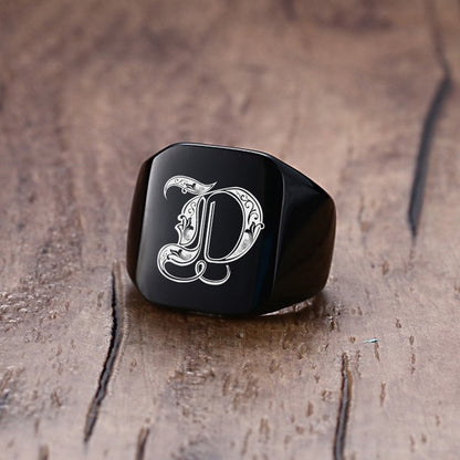 Vnox 18mm Chunky Signet Ring for Men Black Stainless Steel Engraved Royal Initialen Latter Initial Stamp Ring Custom Jewelry