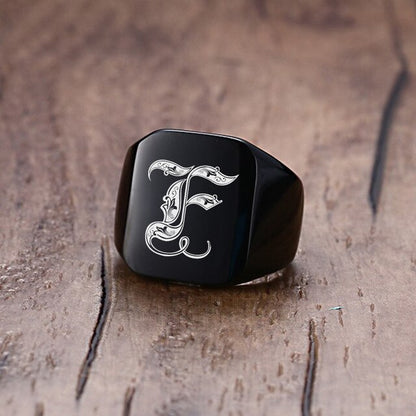 Vnox 18mm Chunky Signet Ring for Men Black Stainless Steel Engraved Royal Initialen Latter Initial Stamp Ring Custom Jewelry