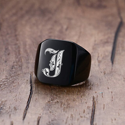 Vnox 18mm Chunky Signet Ring for Men Black Stainless Steel Engraved Royal Initialen Latter Initial Stamp Ring Custom Jewelry
