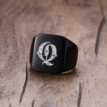 Vnox 18mm Chunky Signet Ring for Men Black Stainless Steel Engraved Royal Initialen Latter Initial Stamp Ring Custom Jewelry