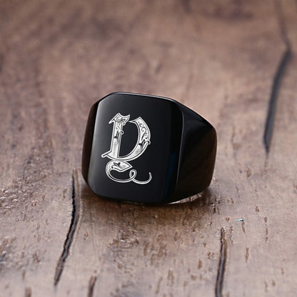Vnox 18mm Chunky Signet Ring for Men Black Stainless Steel Engraved Royal Initialen Latter Initial Stamp Ring Custom Jewelry